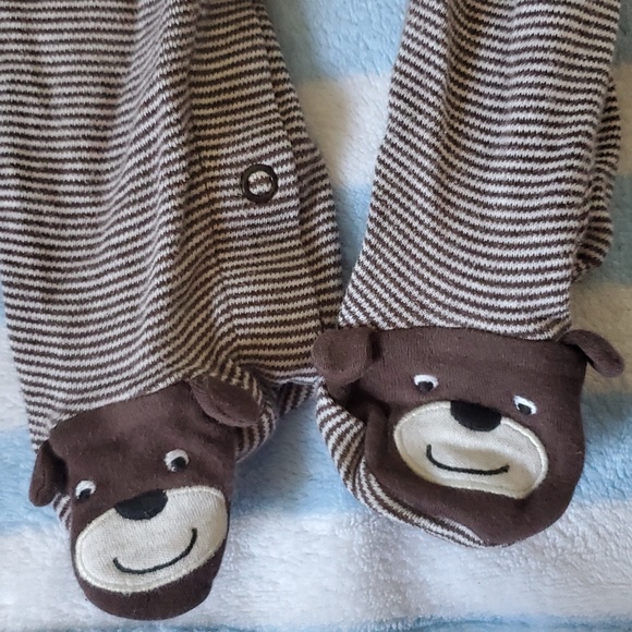 Caters 9m Bear Hugs brown striped sleeper - Picture 3 of 4